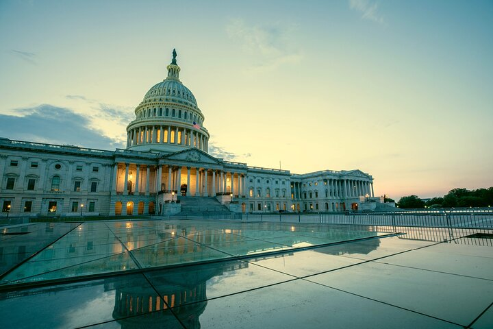 90-Minute Walking Tour of the Ghosts of Washington DC - Photo 1 of 6